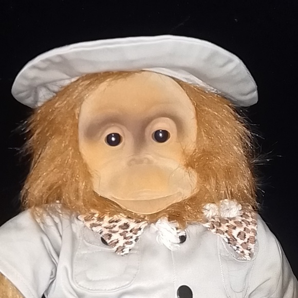 Vintage 1992 Hosung Orangutan Safari hand Puppet with Squeaker - Picture 2 of 8